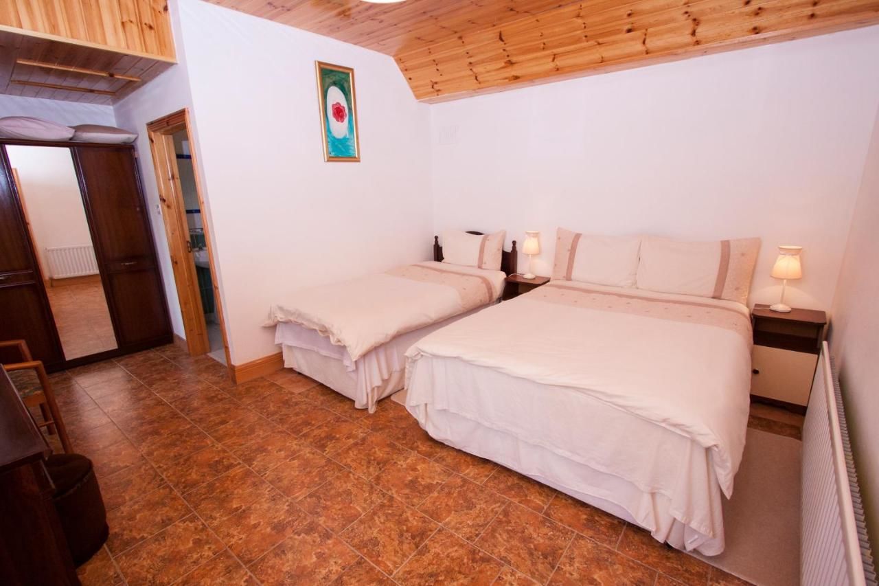 Дома для отпуска Beezies Self Catering Cottages Grange-27