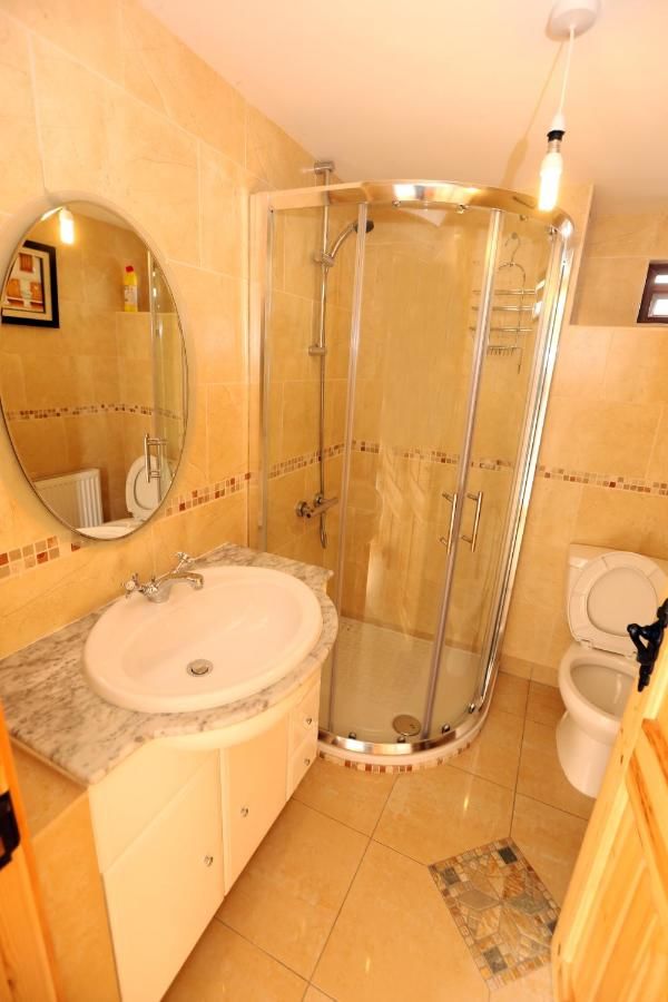 Дома для отпуска Beezies Self Catering Cottages Grange-34