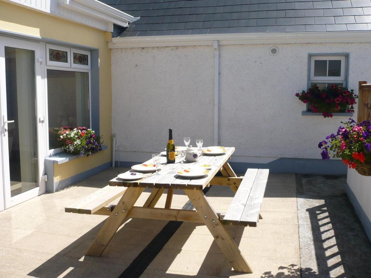 Дома для отпуска Beezies Self Catering Cottages Grange-35