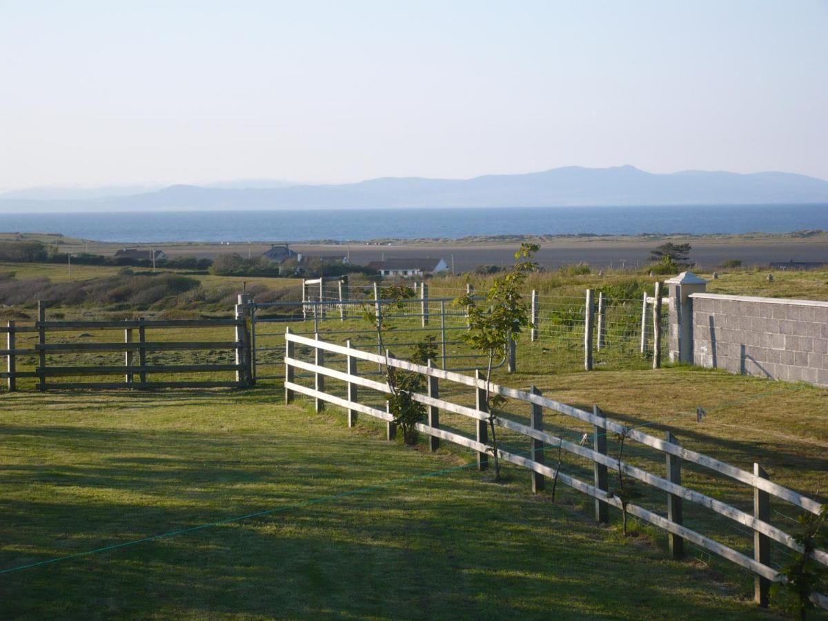 Дома для отпуска Beezies Self Catering Cottages Grange-38