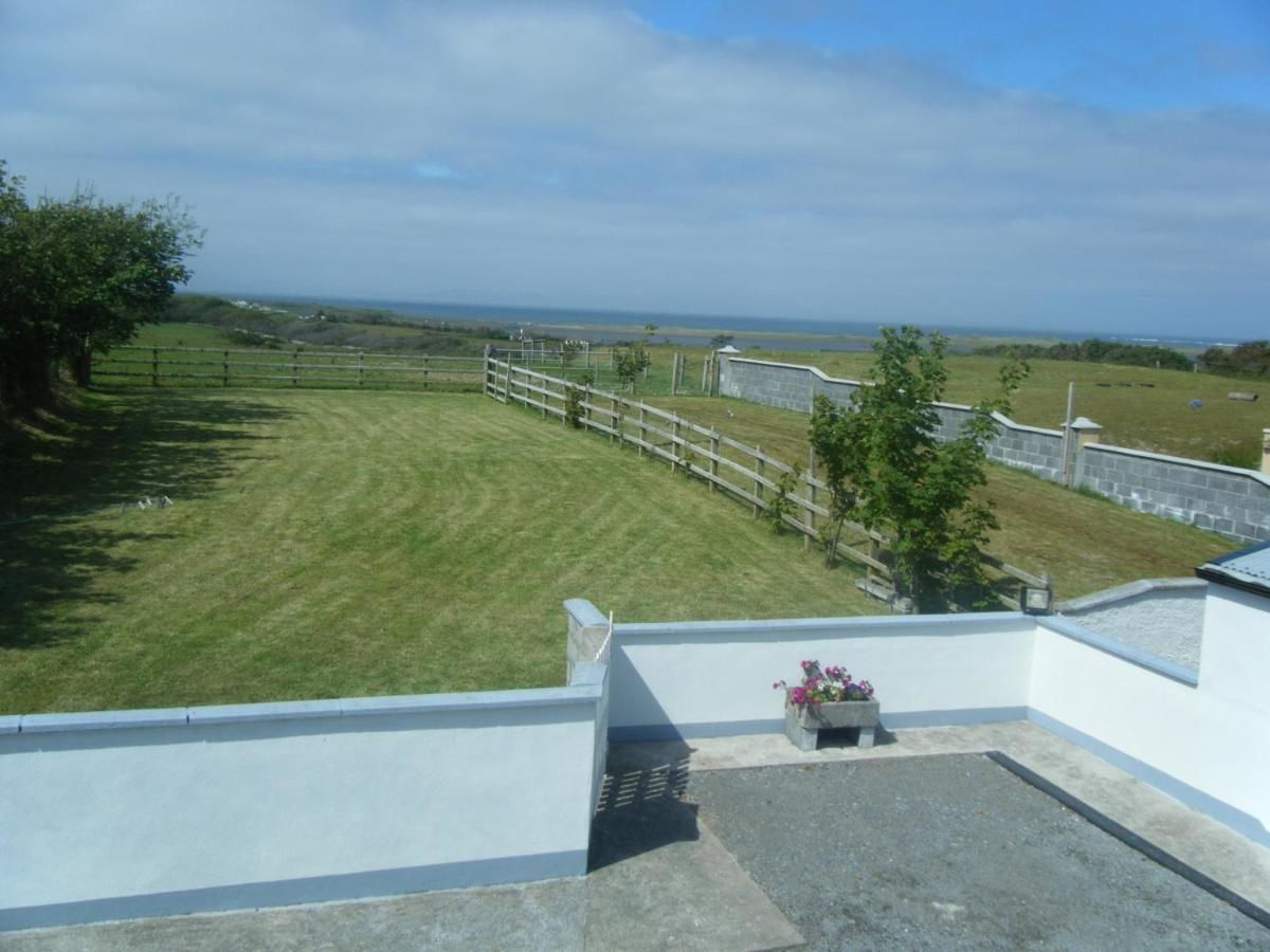Дома для отпуска Beezies Self Catering Cottages Grange-39