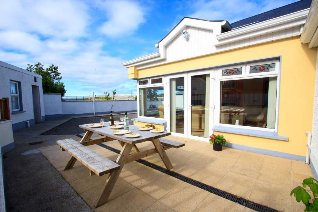 Дома для отпуска Beezies Self Catering Cottages Grange-74
