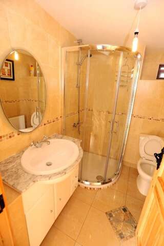Дома для отпуска Beezies Self Catering Cottages Grange Дом с 2 спальнями-9