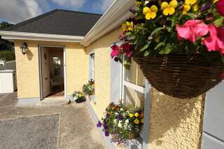 Дома для отпуска Beezies Self Catering Cottages Grange-7