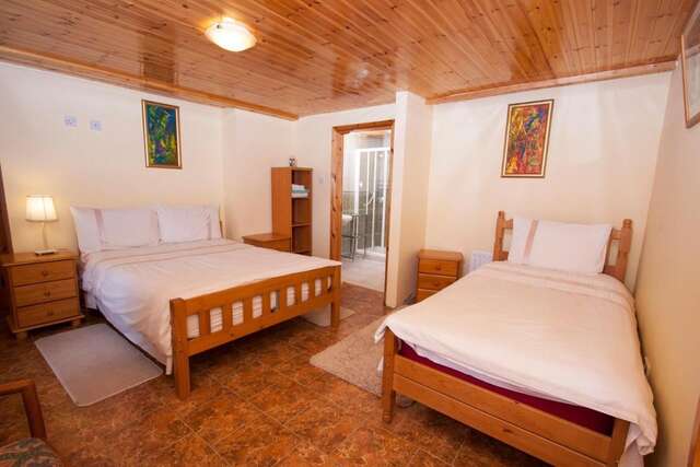 Дома для отпуска Beezies Self Catering Cottages Grange-25