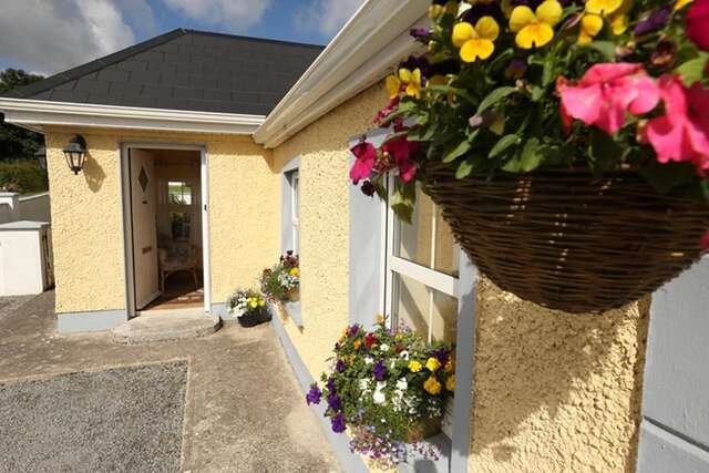Дома для отпуска Beezies Self Catering Cottages Grange-52